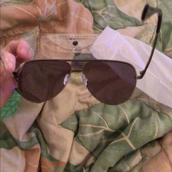 ! 1 left! Rare! Quay green gold high key Sunnies - Picture 10 of 10